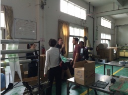 阿里巴巴携手英国CNBC频道到我司拍摄取景